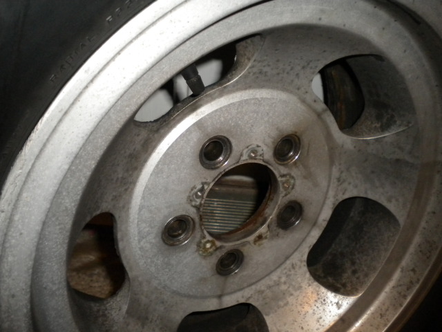 1976 Corvette Dirty Wheel